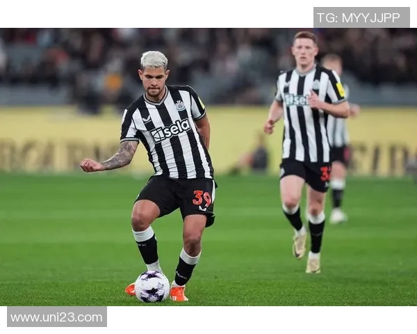 西汉姆联与纽卡斯尔联比赛前瞻分析及双方近期状态对比 西汉姆联与纽卡斯尔联比赛前瞻分析及双方近期状态对比