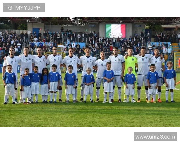 墨西哥与意大利20岁年轻球员实力对比分析及未来发展潜力探讨 墨西哥与意大利20岁年轻球员实力对比分析及未来发展潜力探讨